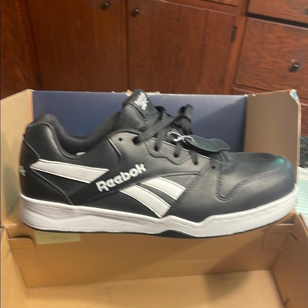 Reebok Composite Toe work sneaker